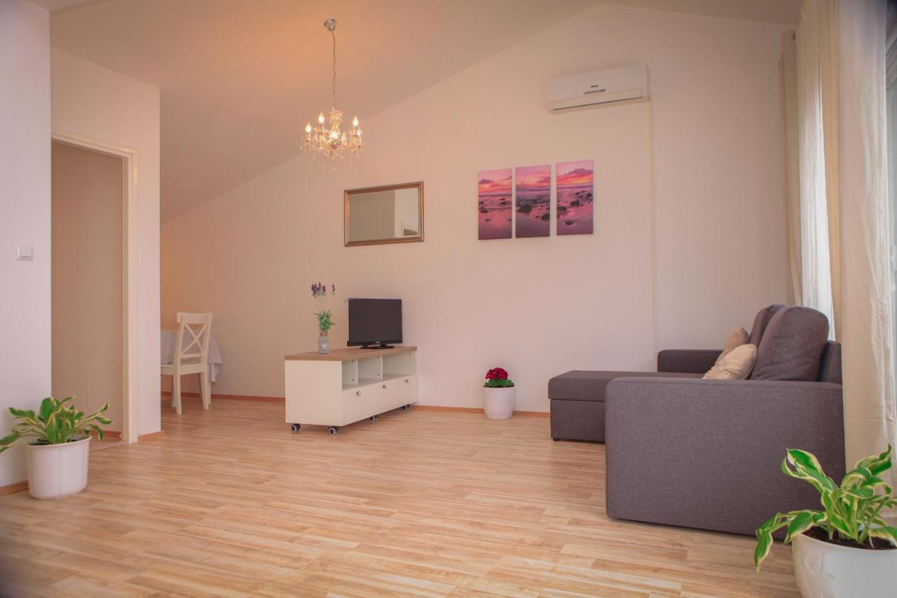 Marija Apartment *
